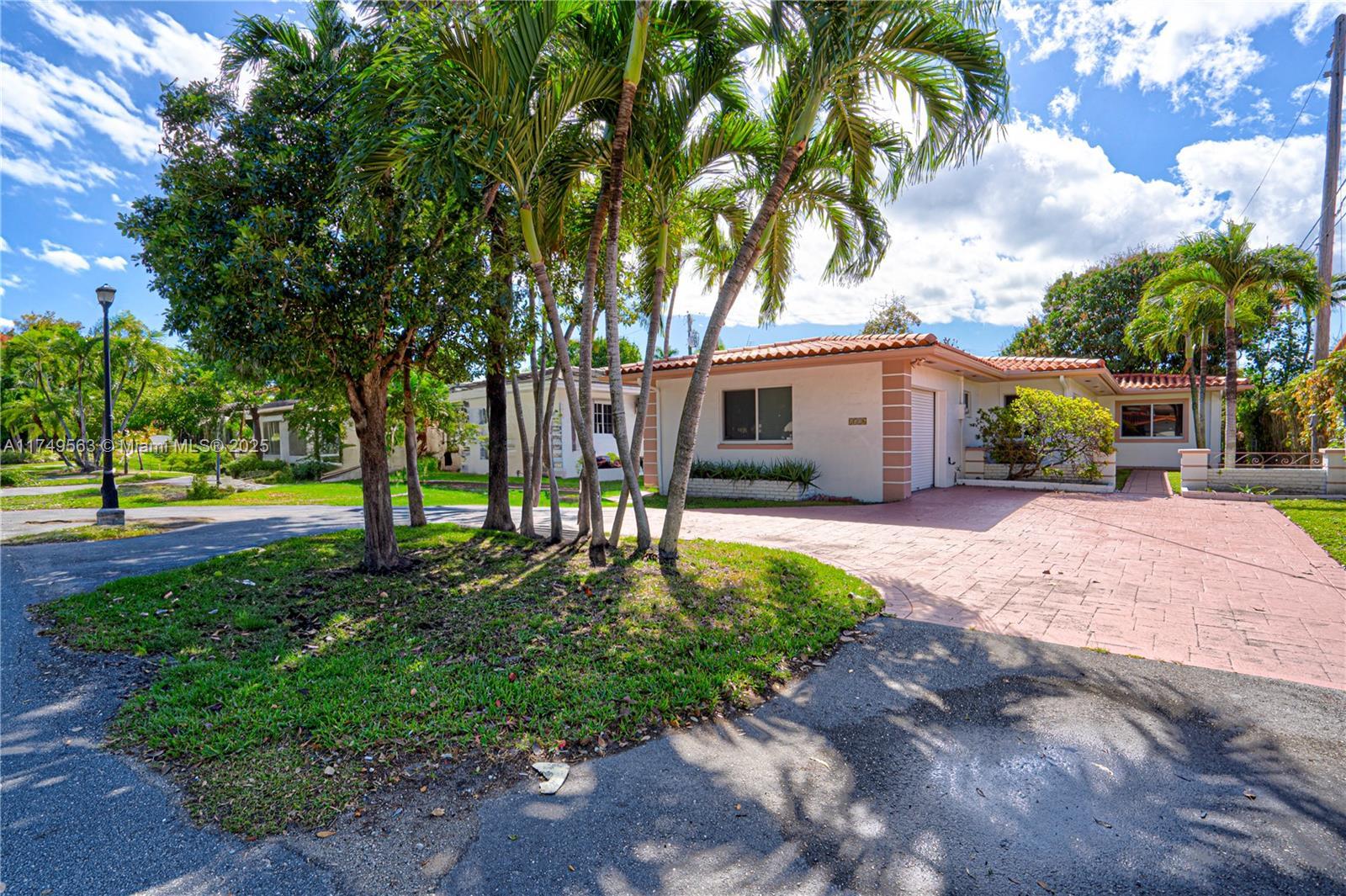 1526 Bird Rd, Coral Gables FL 33146 photo 2
