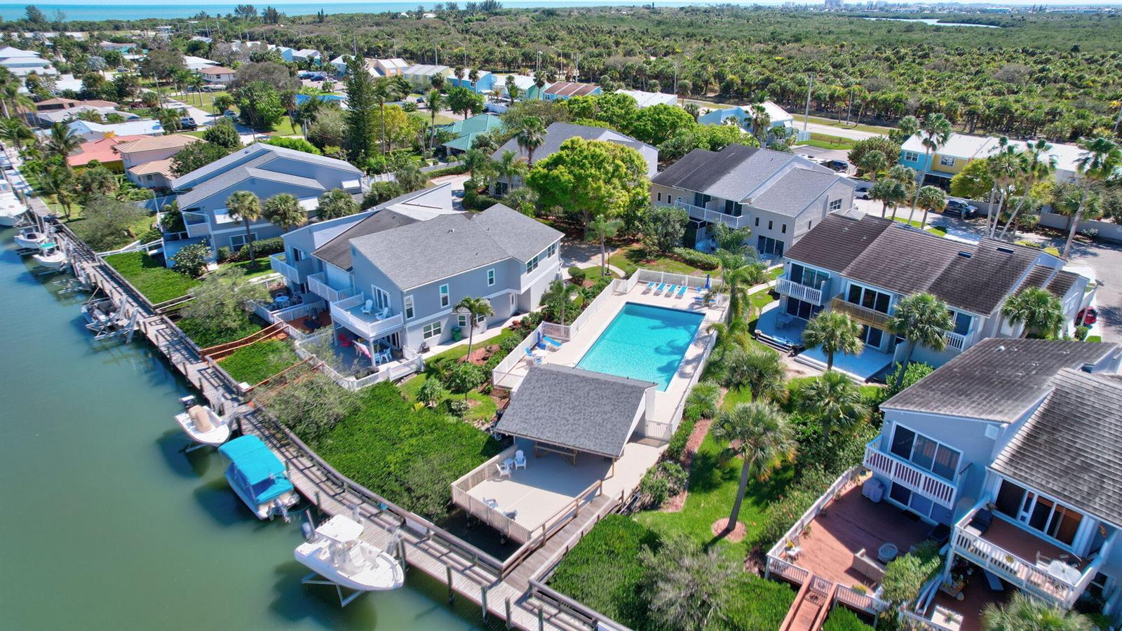 2470 Harbour Cove Drive, Hutchinson Island FL 34949 photo 2