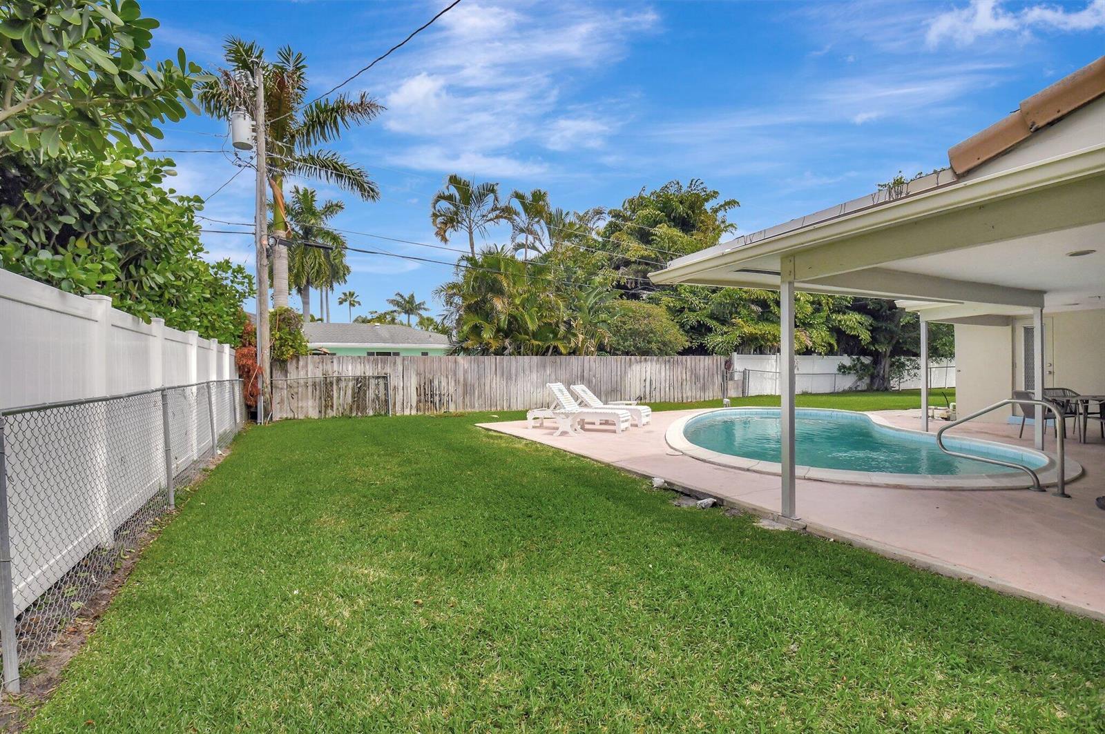625 Sunshine Drive, Delray Beach FL 33444 photo 4