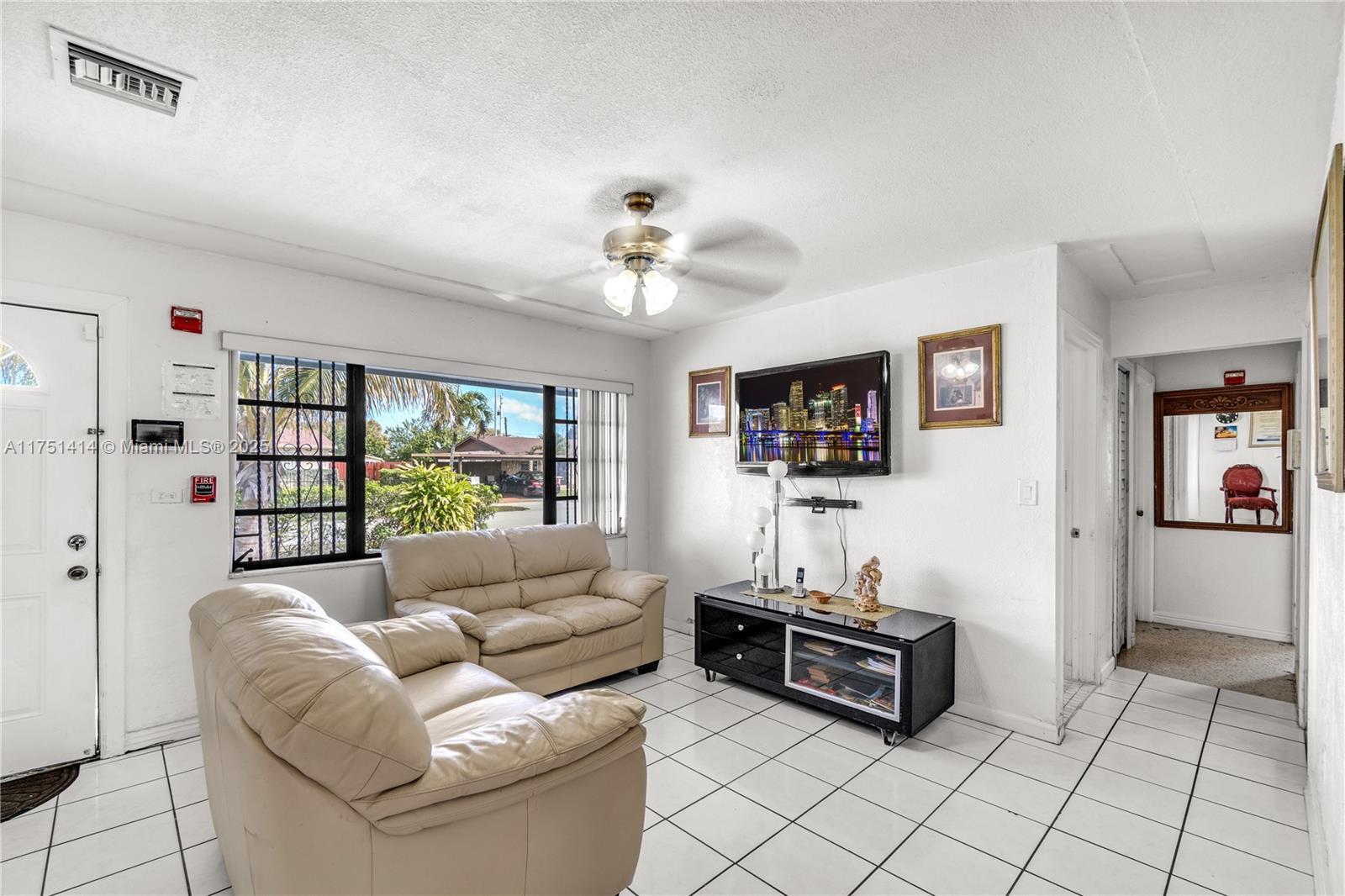20630 NW 37th Ct, Miami Gardens FL 33055 photo 5