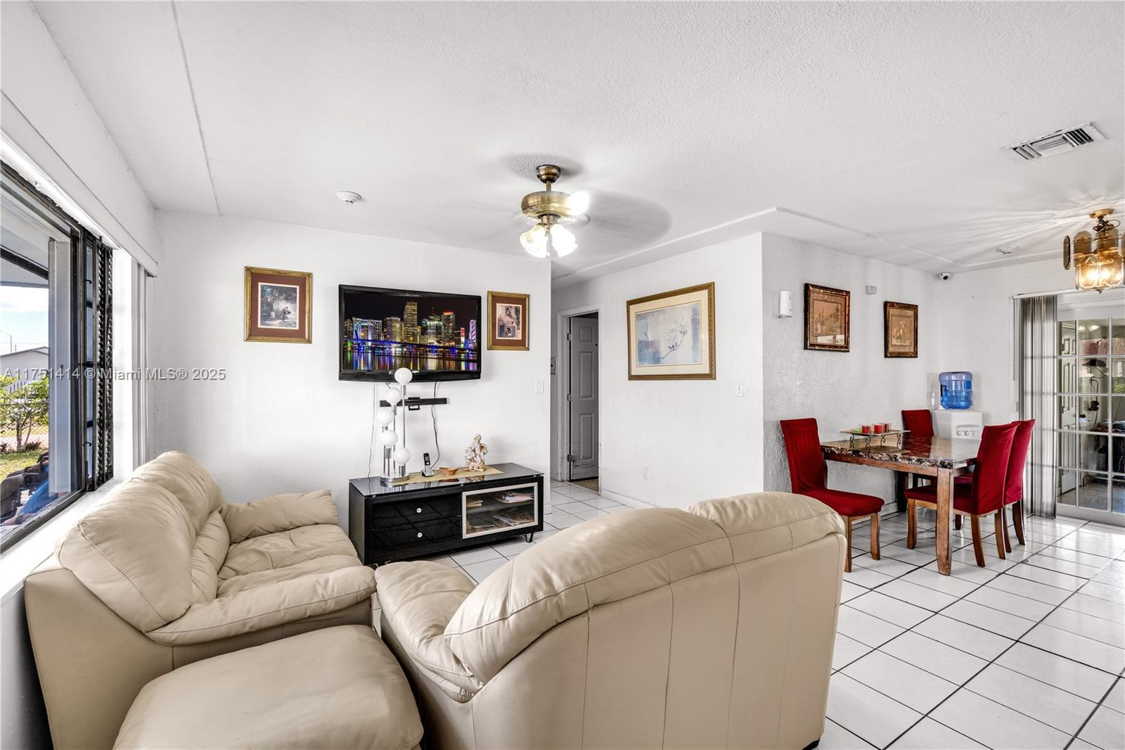 20630 NW 37th Ct, Miami Gardens FL 33055 photo 4
