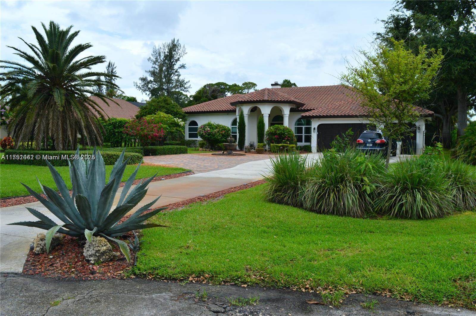6963 NW 66th Ave, Parkland FL 33067 photo 3