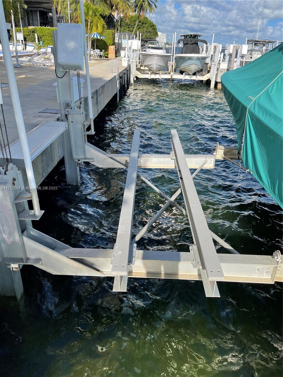 150 SE 25 RD Slip 13, Miami FL 33129 photo 3