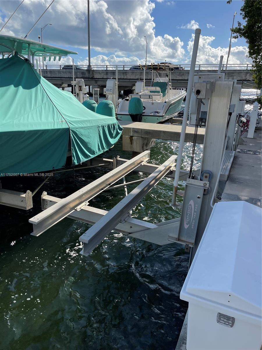 150 SE 25 RD Slip 13, Miami FL 33129 photo 4