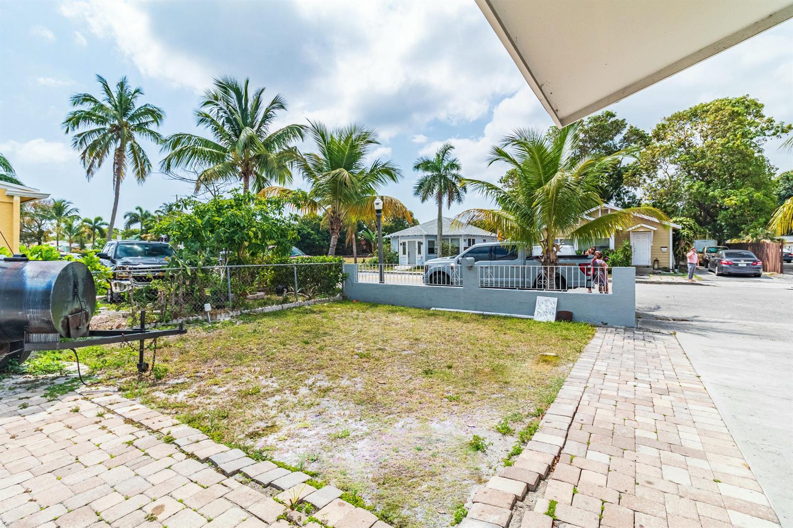 513 El Vedado, West Palm Beach FL 33405 photo 5