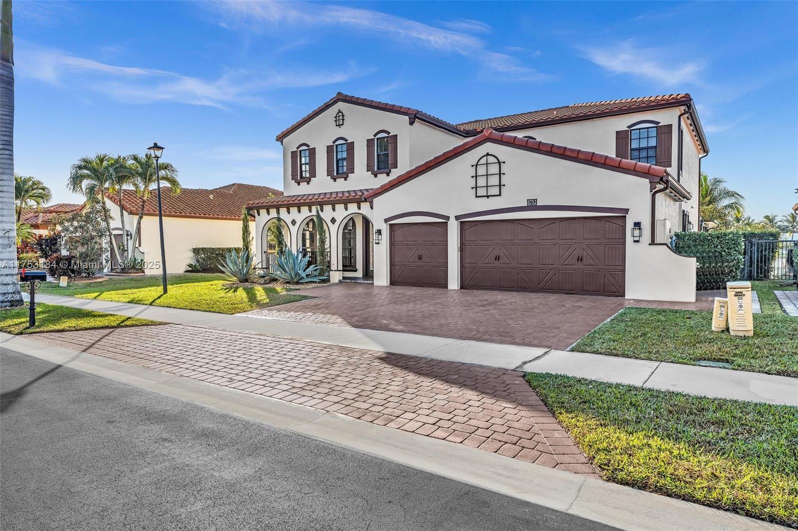 8752 NW 41st St, Cooper City FL 33024 photo 2