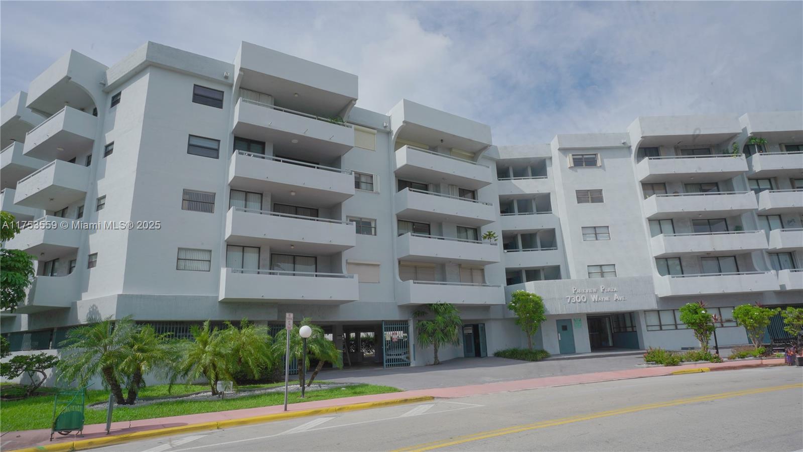 7300 Wayne Ave # 317, Miami Beach FL 33141 photo 2