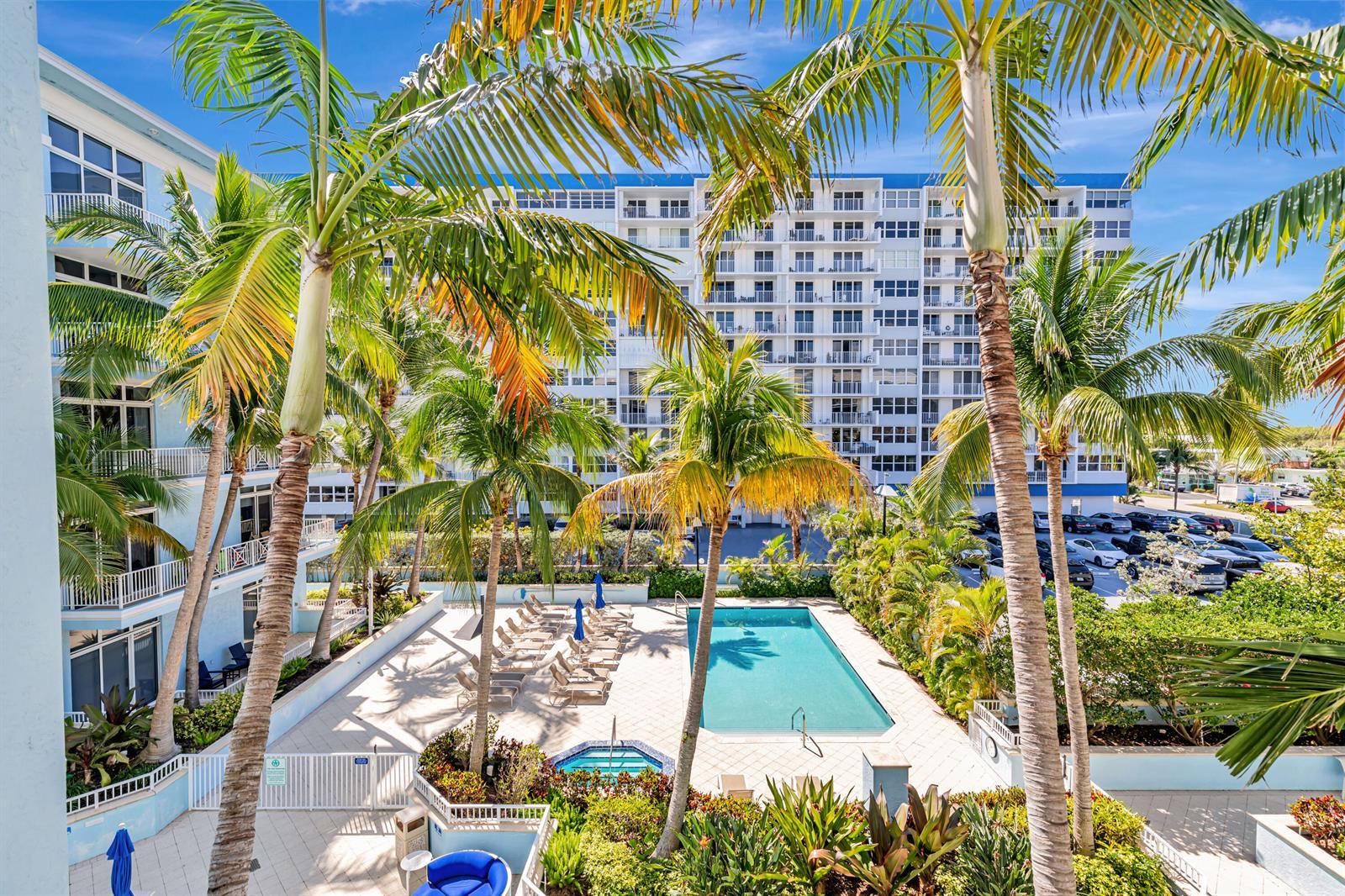 701 SE 21st Avenue # 302, Deerfield Beach FL 33441 photo 2