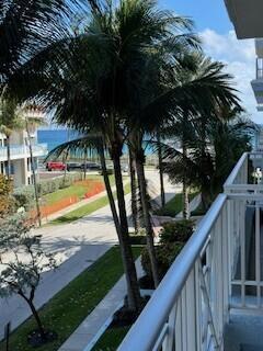 701 SE 21st Avenue # 302, Deerfield Beach FL 33441 photo 5