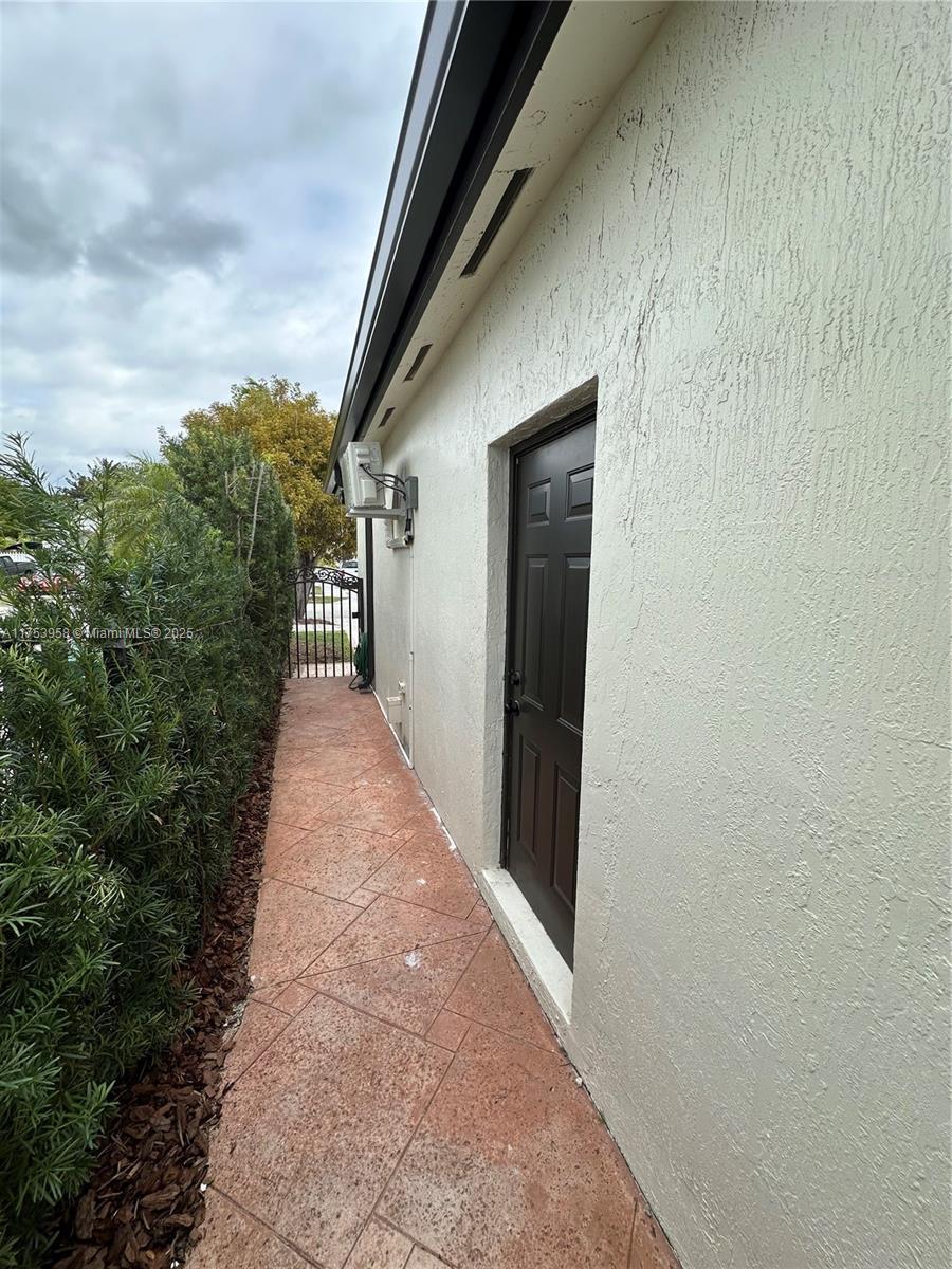 14982 SW 17th Ln # 1, Miami FL 33185 photo 3