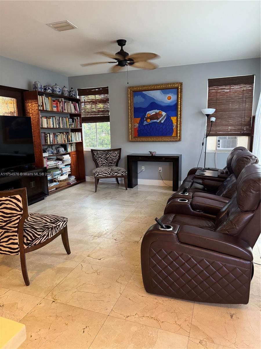 7010 NW 106th Ave, Doral FL 33178 photo 4
