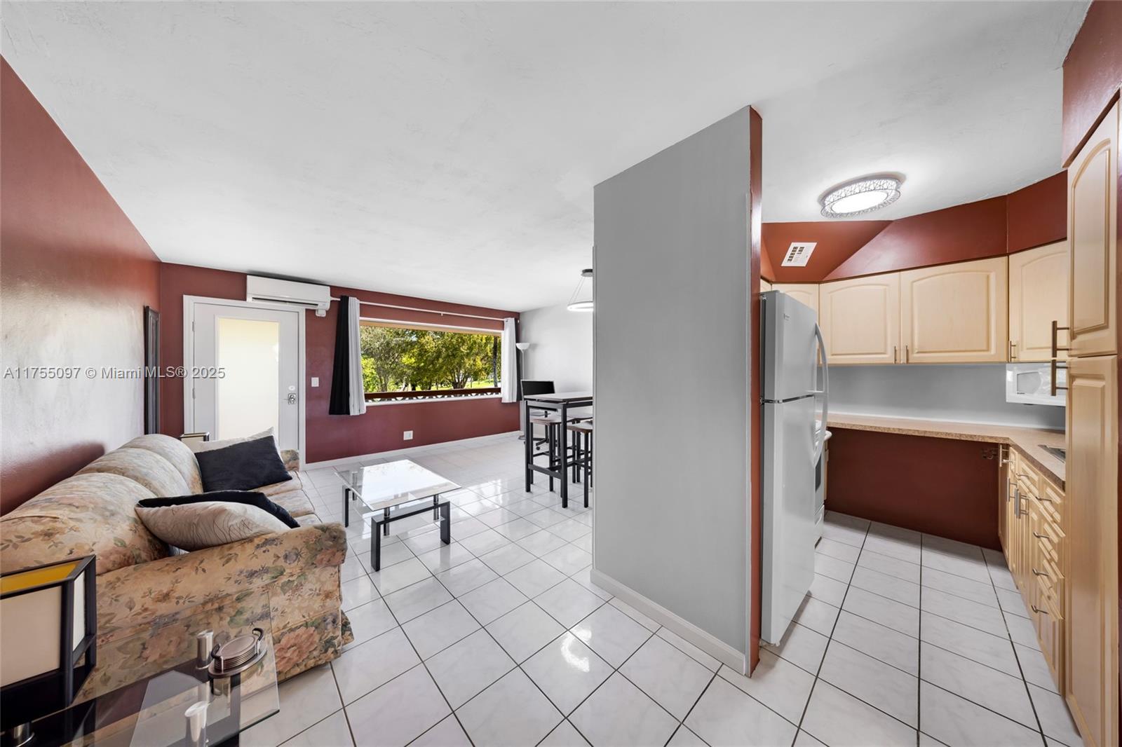 900 SW 10th Ter # 16S, Hallandale Beach FL 33009 photo 5