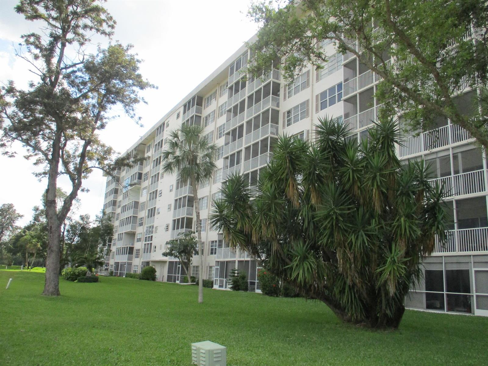 3300 N Palm Aire Drive # 306, Pompano Beach FL 33069 photo 4