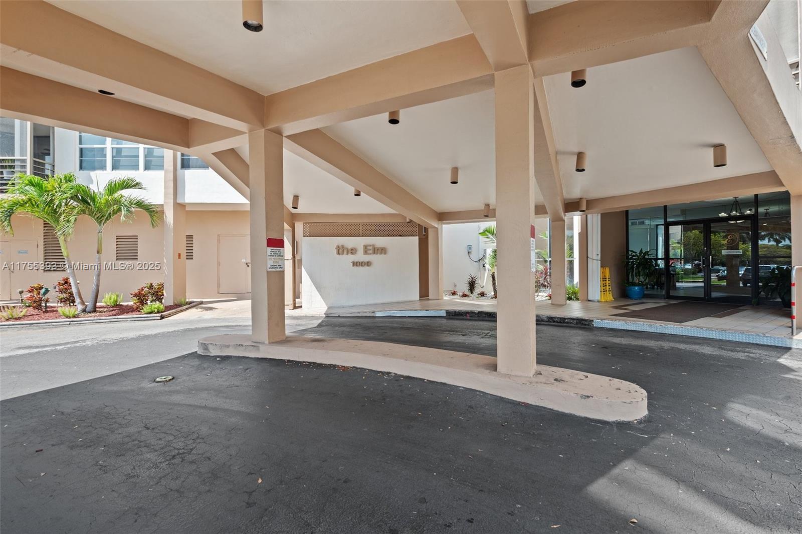 1000 Saint Charles Pl # 603, Pembroke Pines FL 33026 photo 2