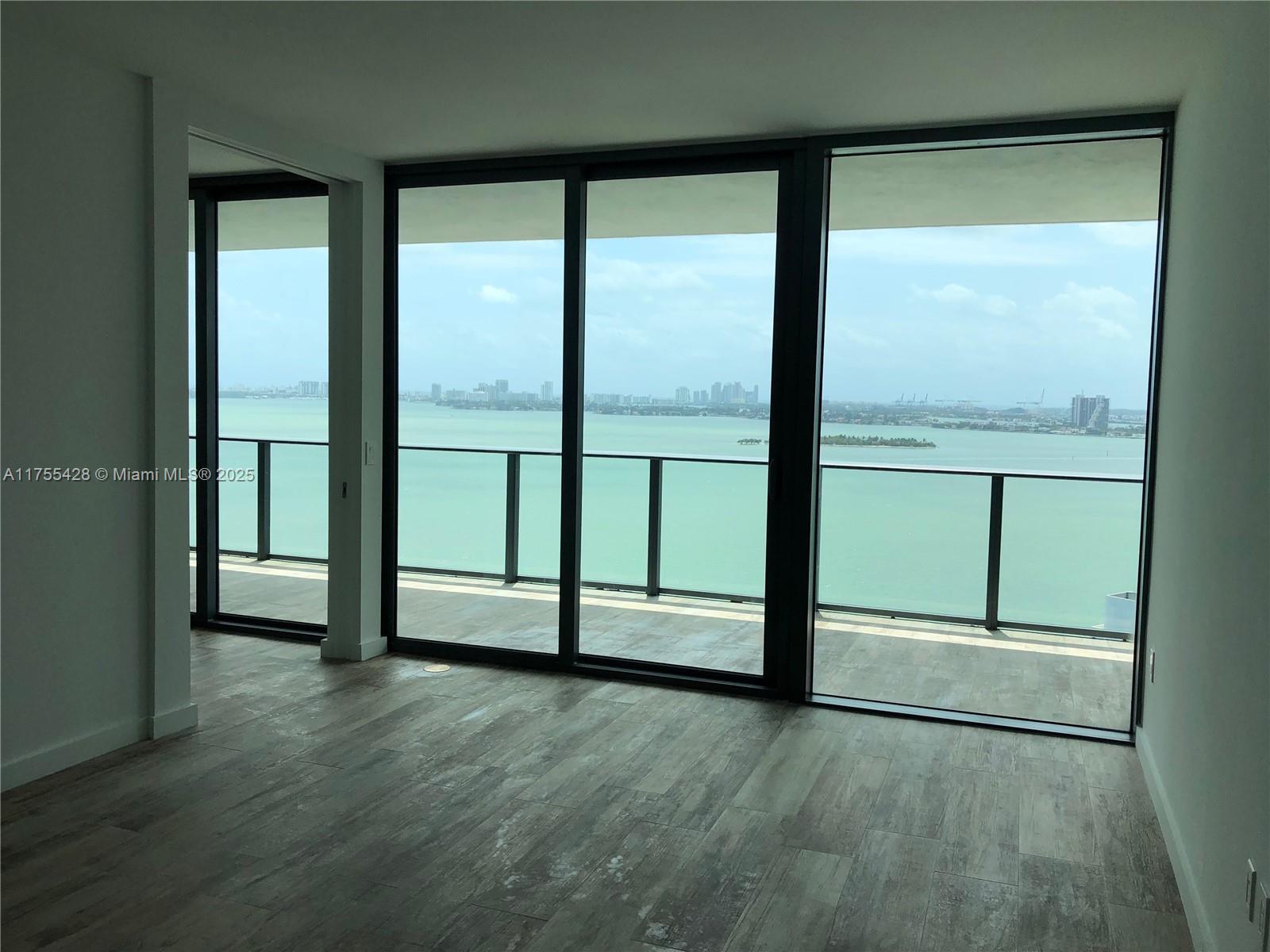 650 NE 32nd St # 2006, Miami FL 33137 photo 2