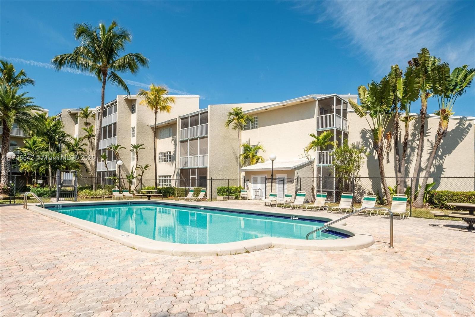 21133 SW 85th Ave # 209, Cutler Bay FL 33189 photo 3