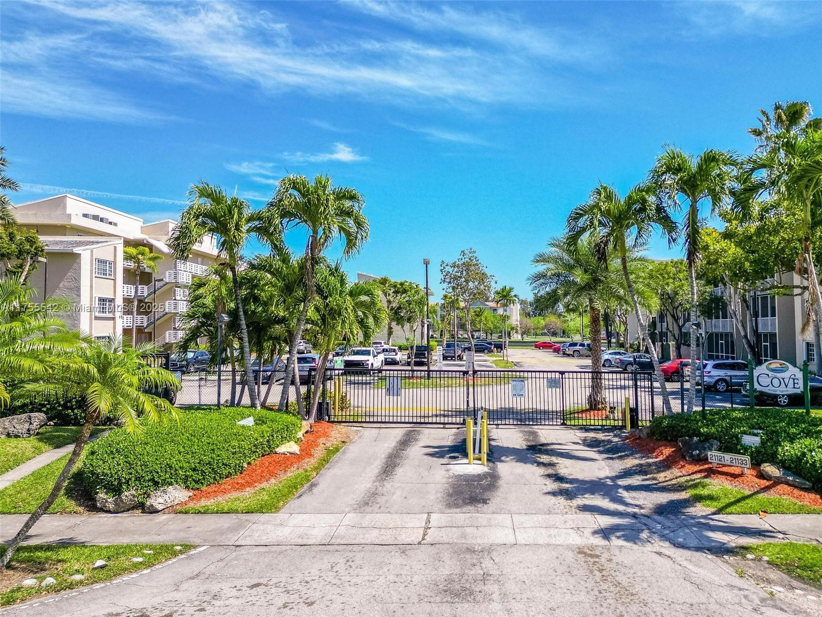 21133 SW 85th Ave # 209, Cutler Bay FL 33189