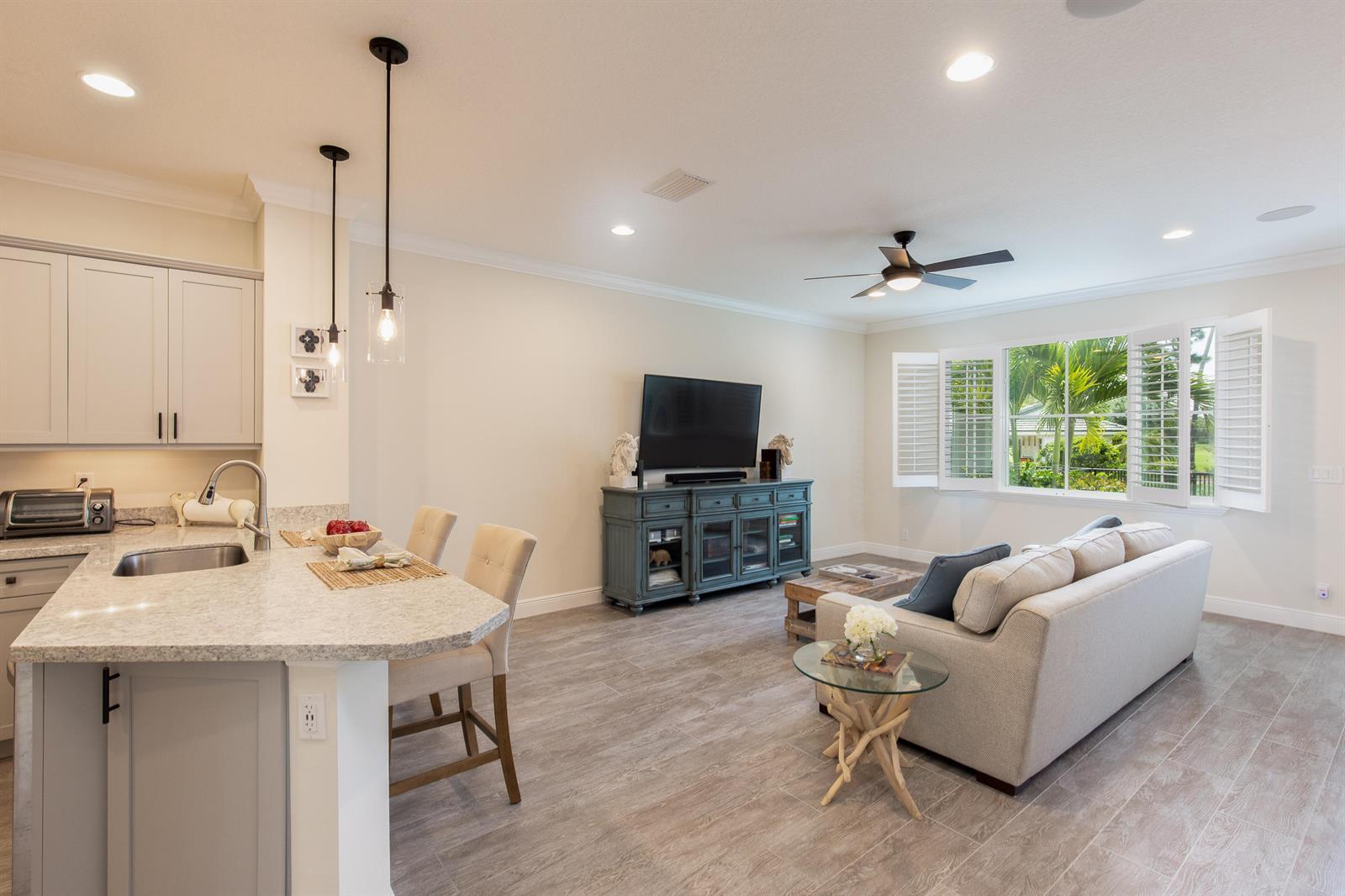 15608 Italian Cypress Way, Wellington FL 33414 photo 4