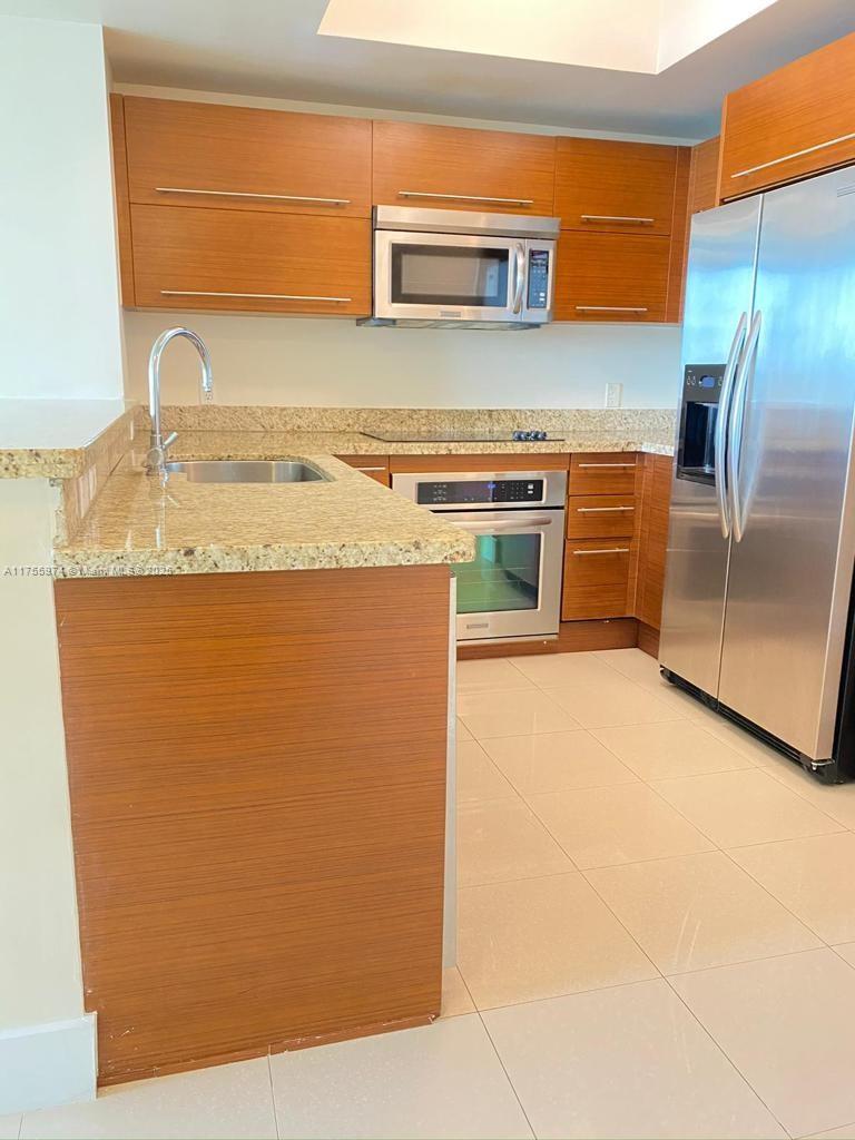2681 N Flamingo Rd # 402S, Sunrise FL 33323 photo 5