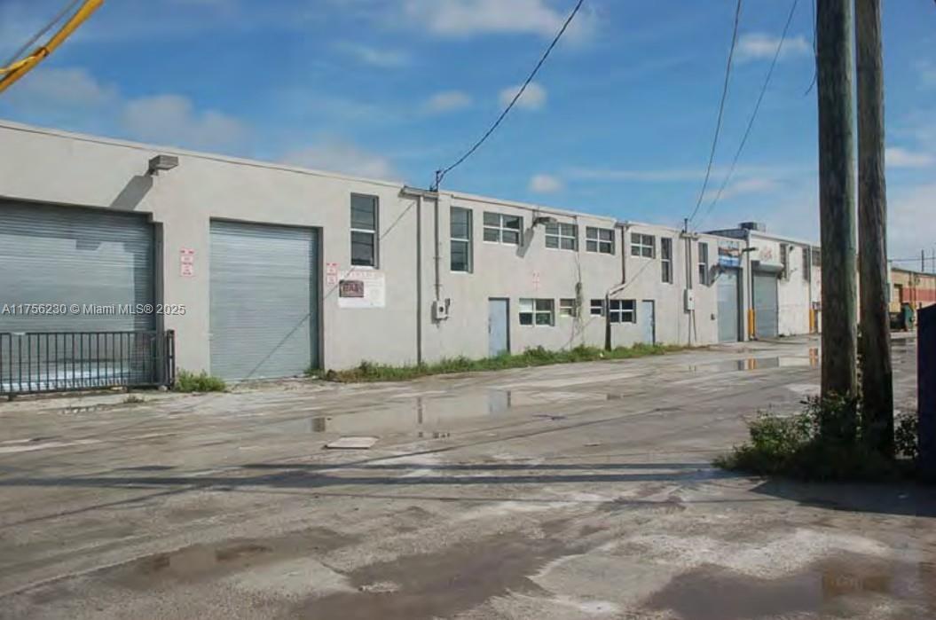 3916 NW 32nd Ave, Miami FL 33142 photo 2