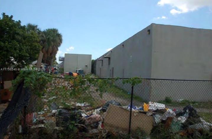 3920 NW 32nd Ave, Miami FL 33142 photo 3