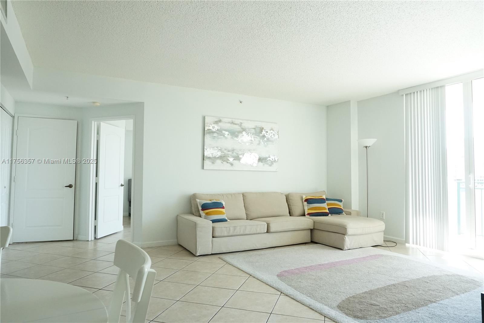 17555 Atlantic Blvd # 606, Sunny Isles Beach FL 33160 photo 4