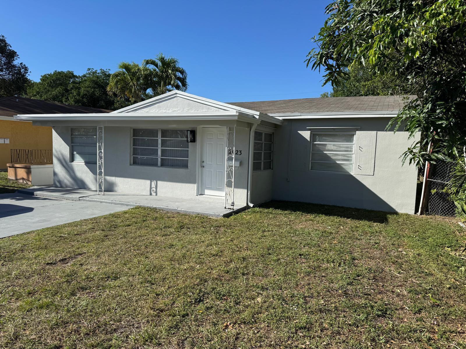 2423 Scott Street, Hollywood FL 33020 photo 2