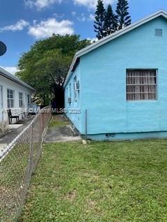 2156 NW 32nd St, Miami FL 33142 photo 4