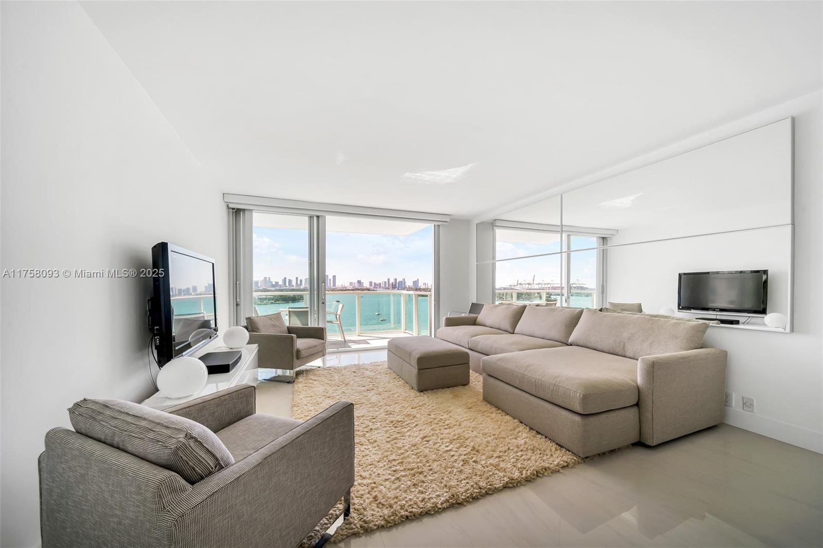 1000 West Ave # 1416, Miami Beach FL 33139