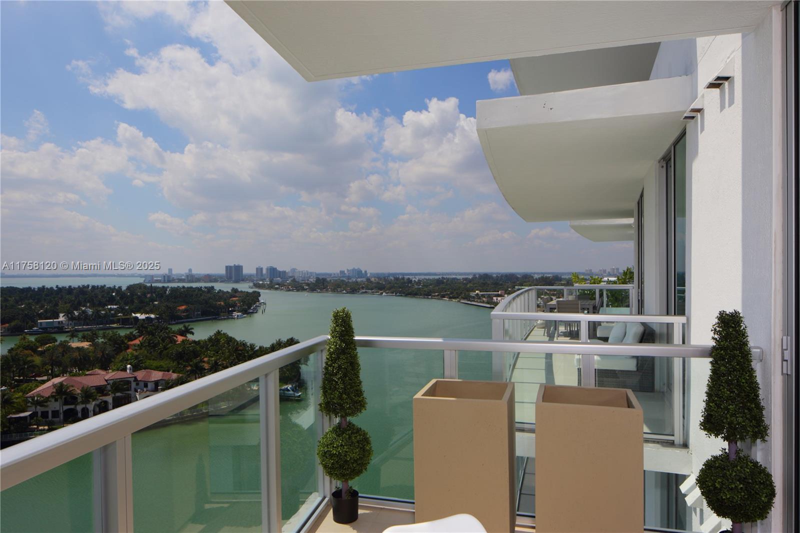 6700 Indian Creek Dr, Miami Beach FL 33141 photo 3