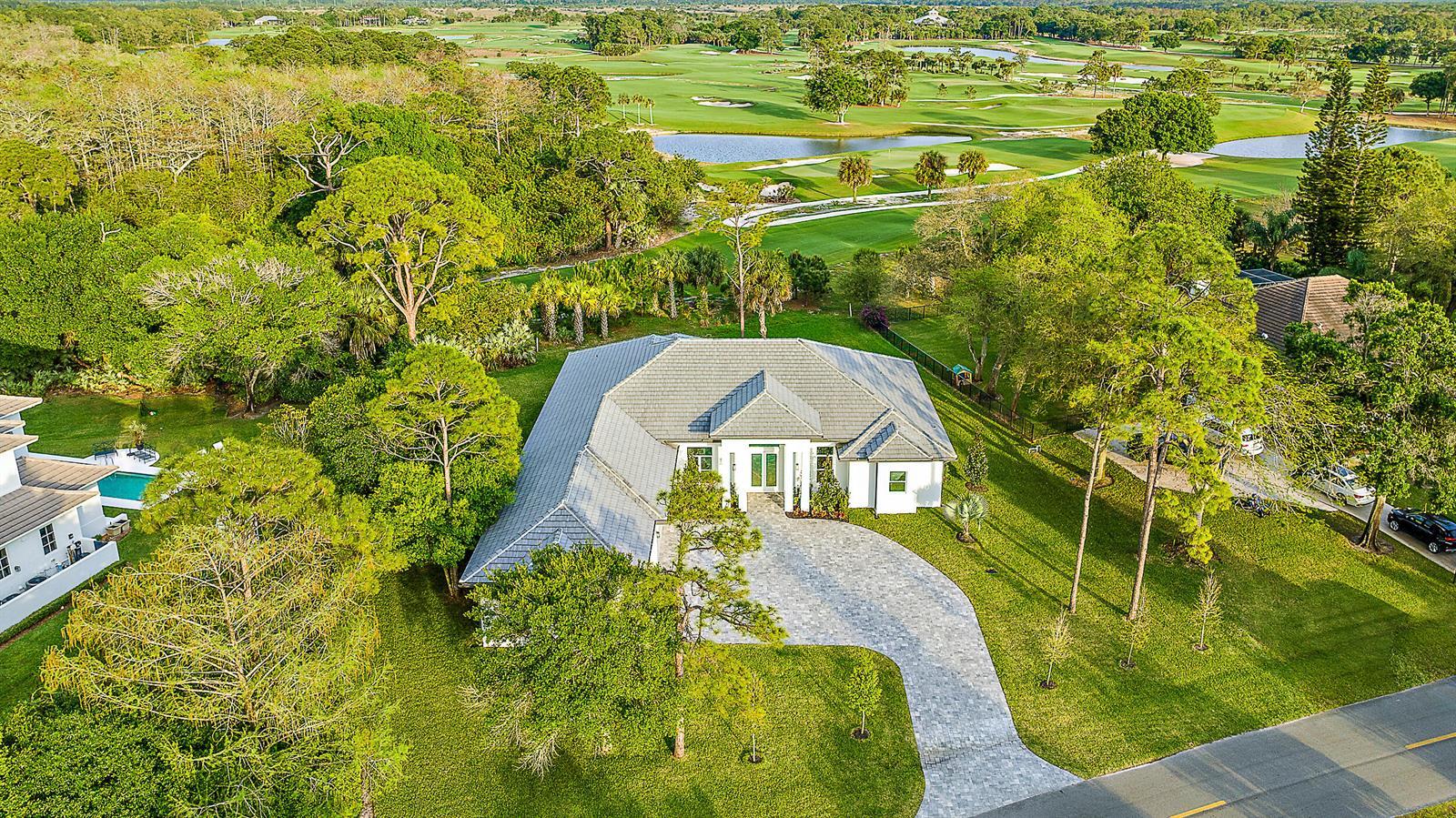 18211 SE Old Trail Drive W, Jupiter FL 33478 photo 2