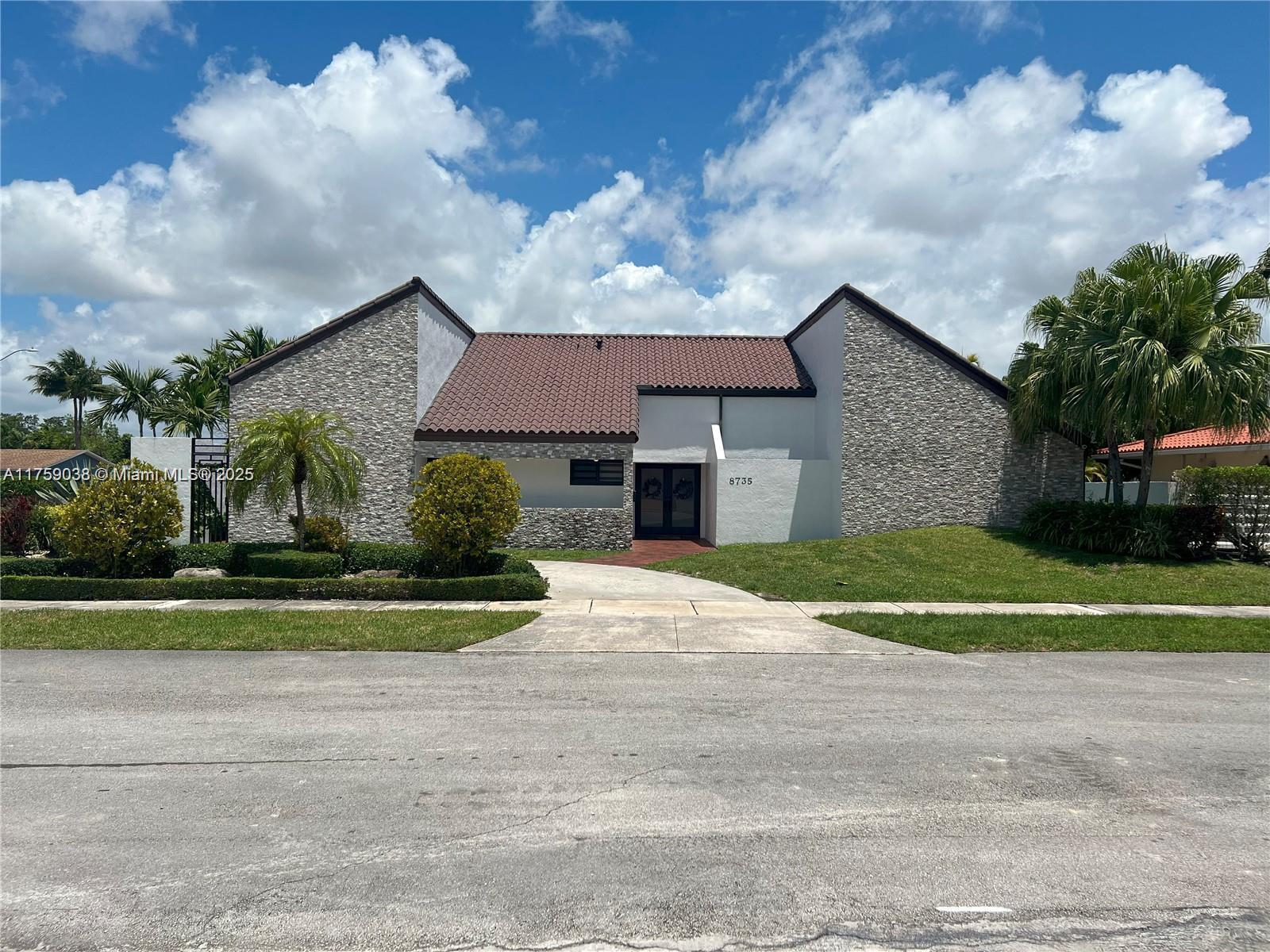 8735 SW 54th, Miami FL 33165