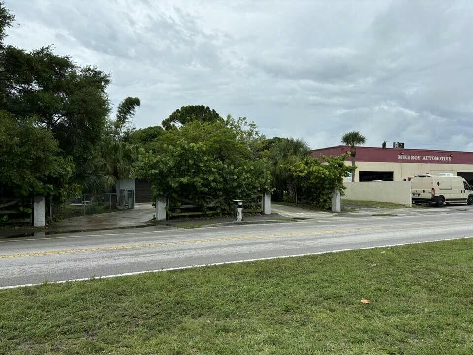 4410 Park Lane, West Palm Beach FL 33406 photo 2