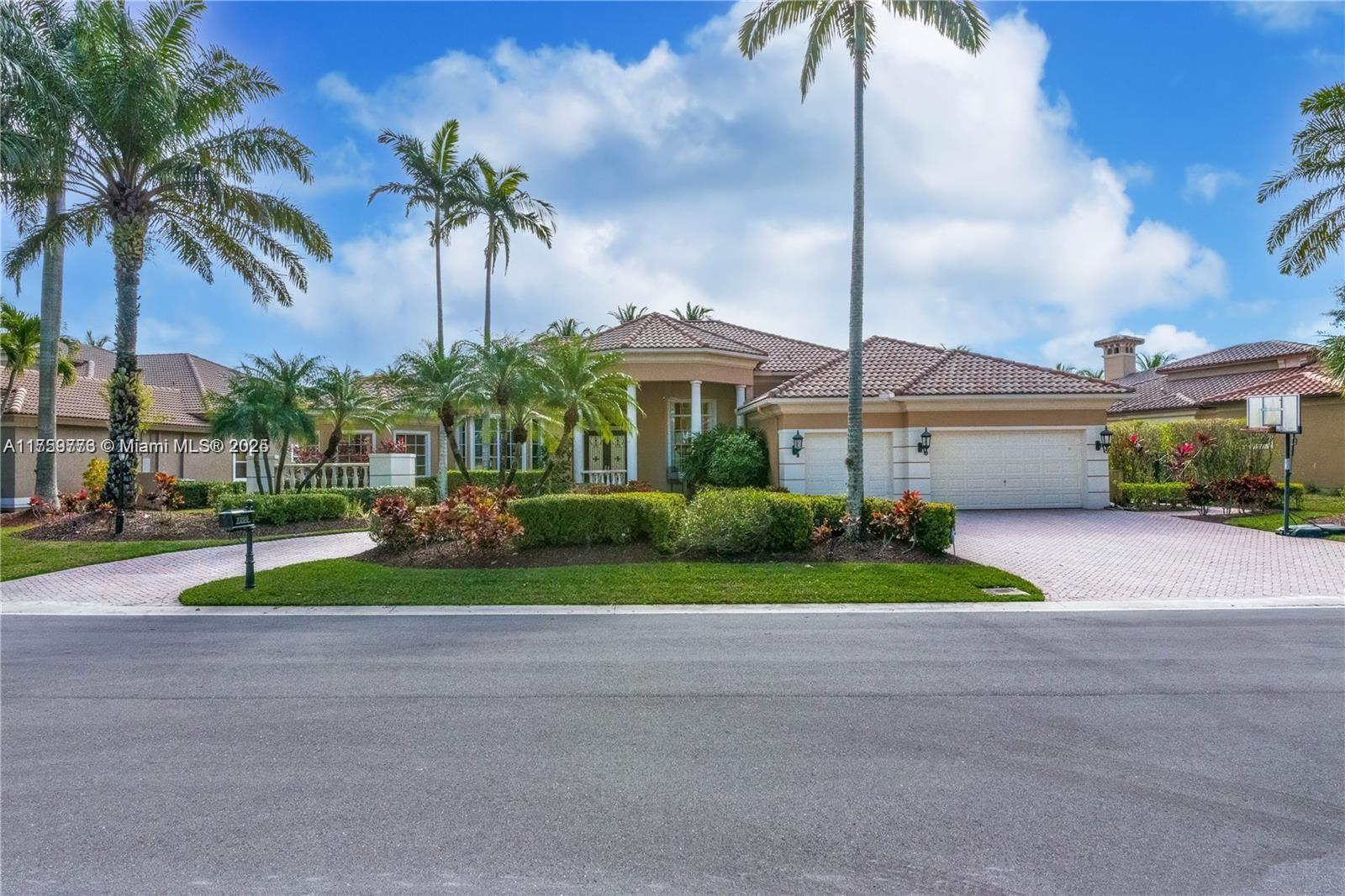 7256 NW 127th Way, Parkland FL 33076 photo 2
