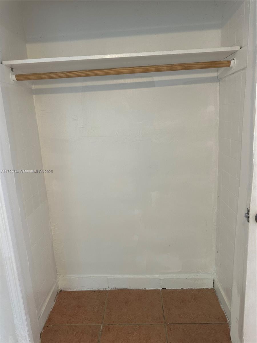615 NE 3rd St # 4, Hallandale Beach FL 33009 photo 3