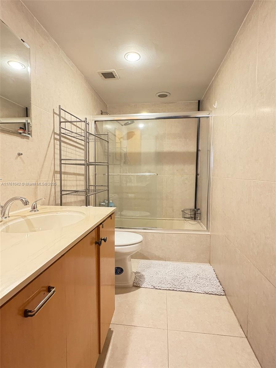 1965 S Ocean Dr # 2F, Hallandale Beach FL 33009 photo 4