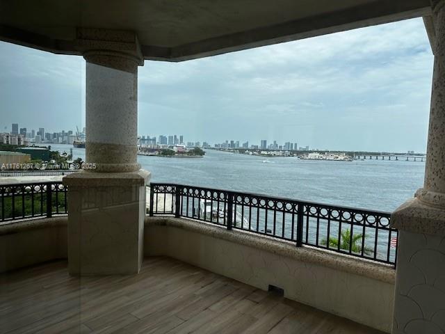 Miami Beach, FL 33109 photo 4