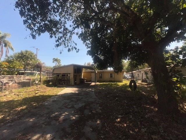 1770 NW 112th St, Miami FL 33167 photo 2