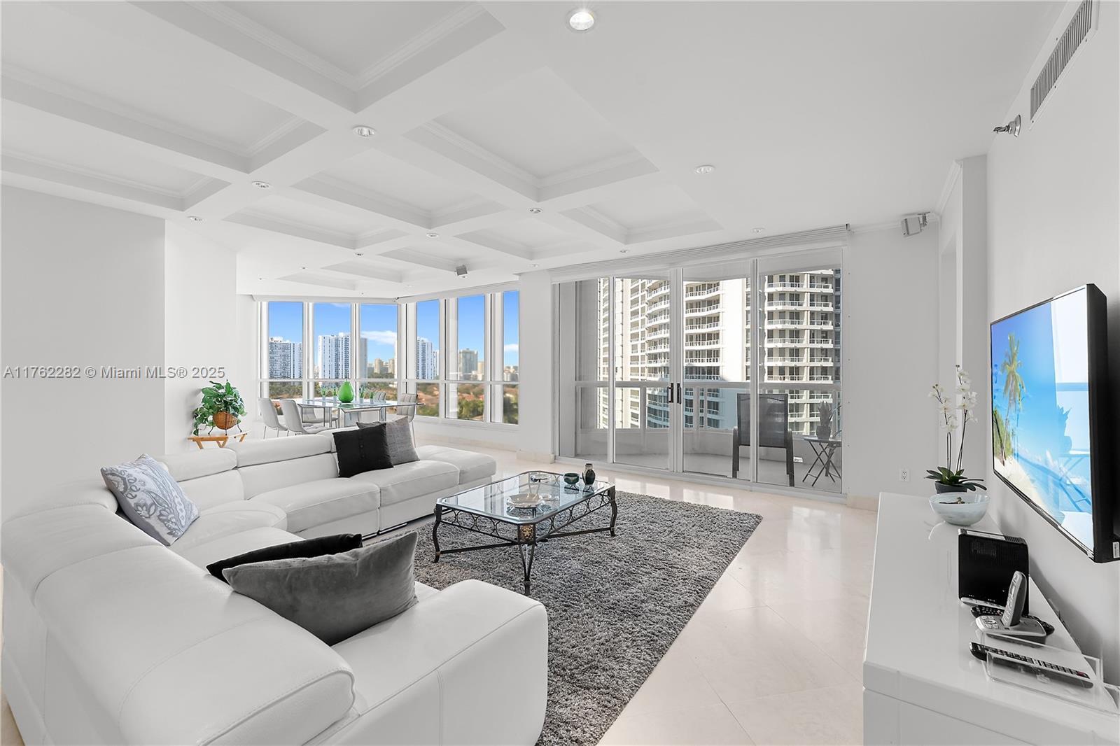 21150 Point Pl # 1102, Aventura FL 33180 photo 3