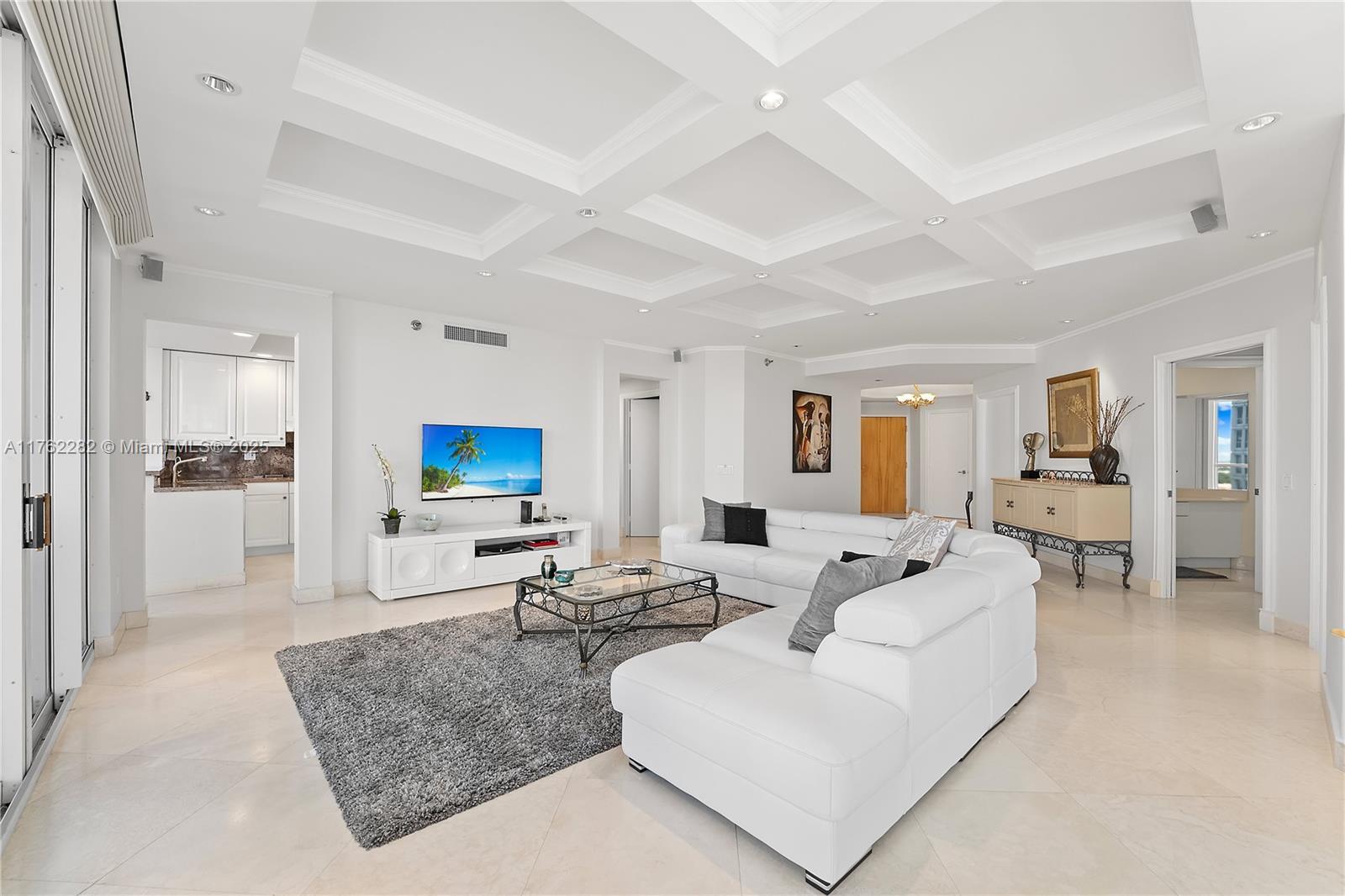 21150 Point Pl # 1102, Aventura FL 33180 photo 4