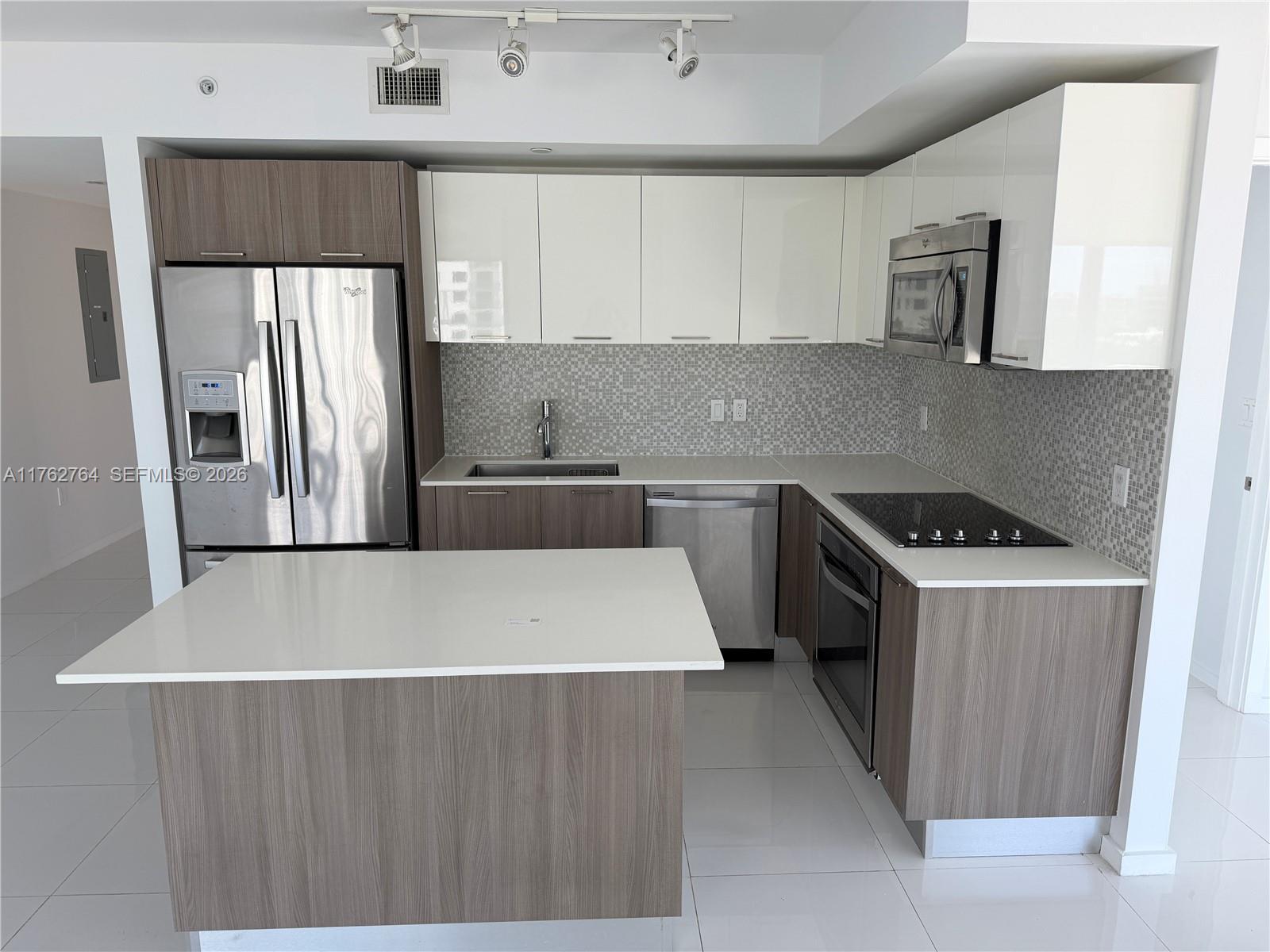5252 NW 85th Ave # 511, Doral FL 33166 photo 4