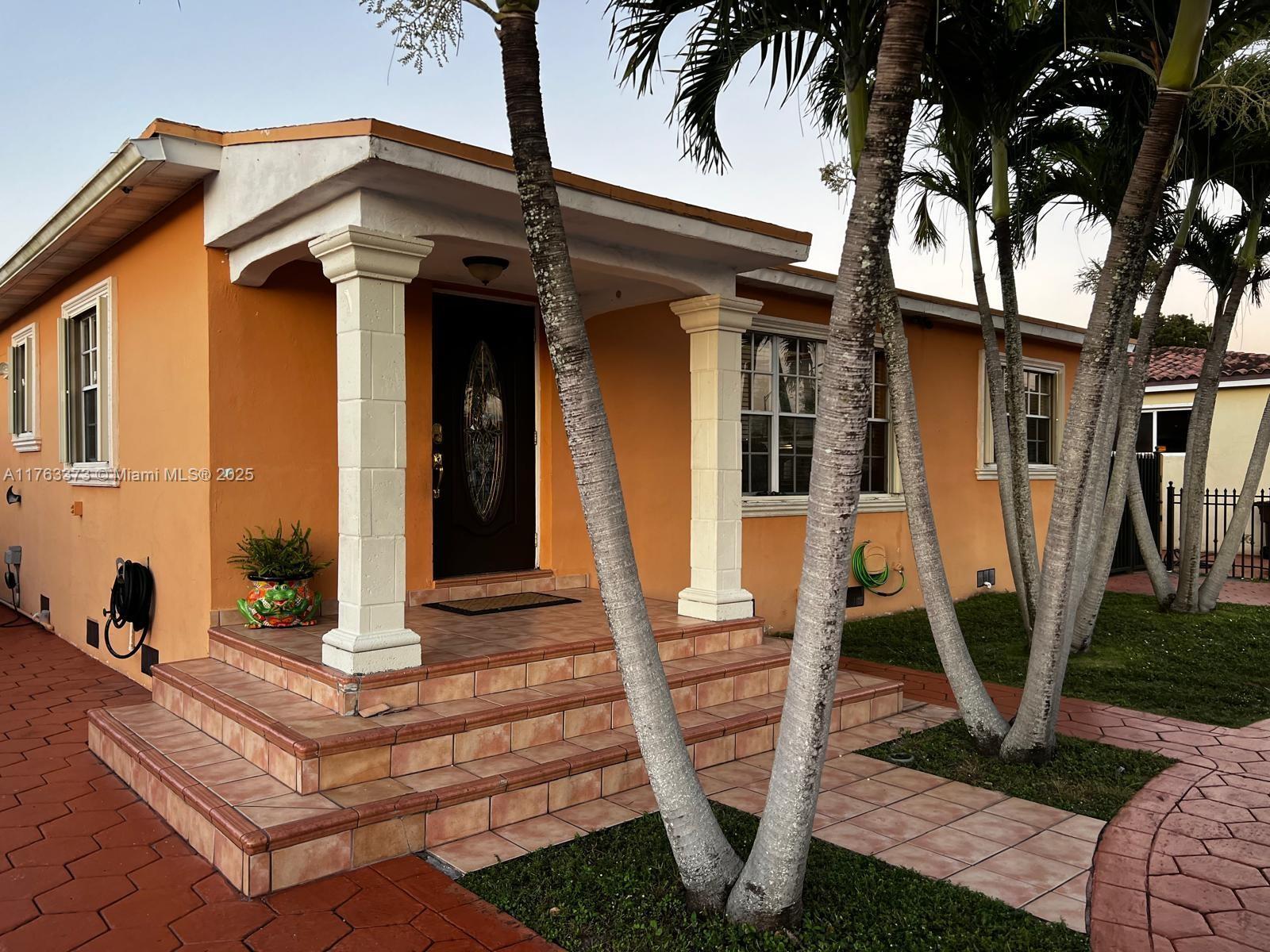 59 E 64th St, Hialeah FL 33013