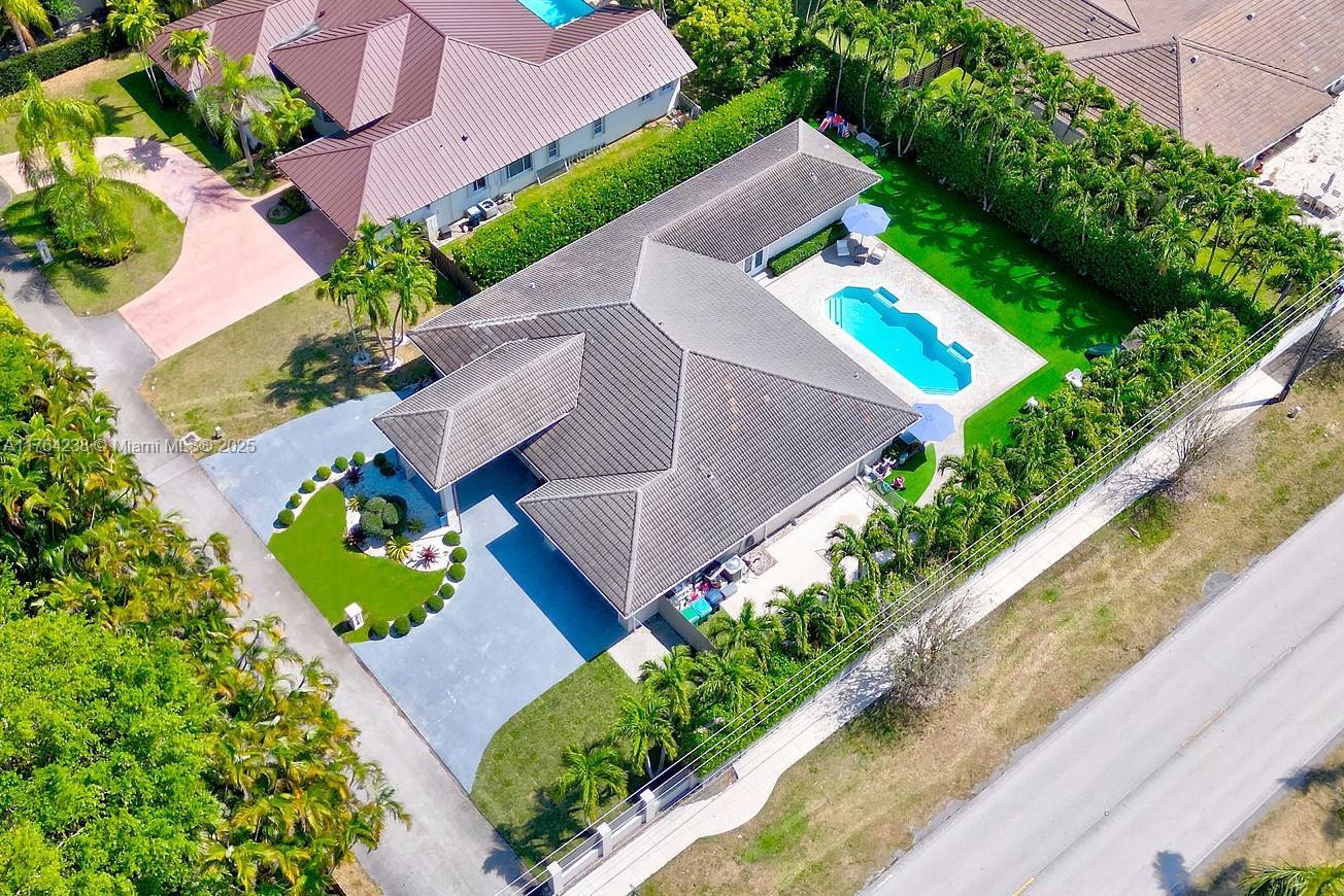 10190 SW 114th Ter, Miami FL 33176 photo 3