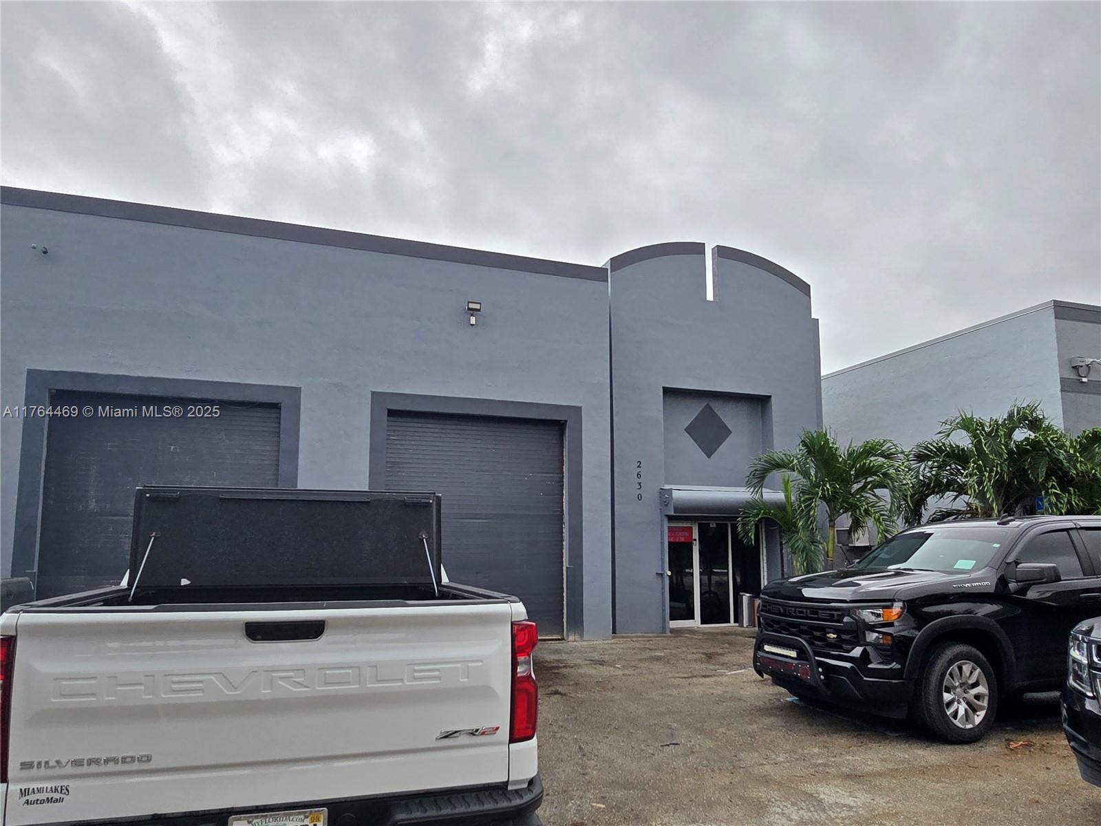 2620 W 79th St, Hialeah FL 33016
