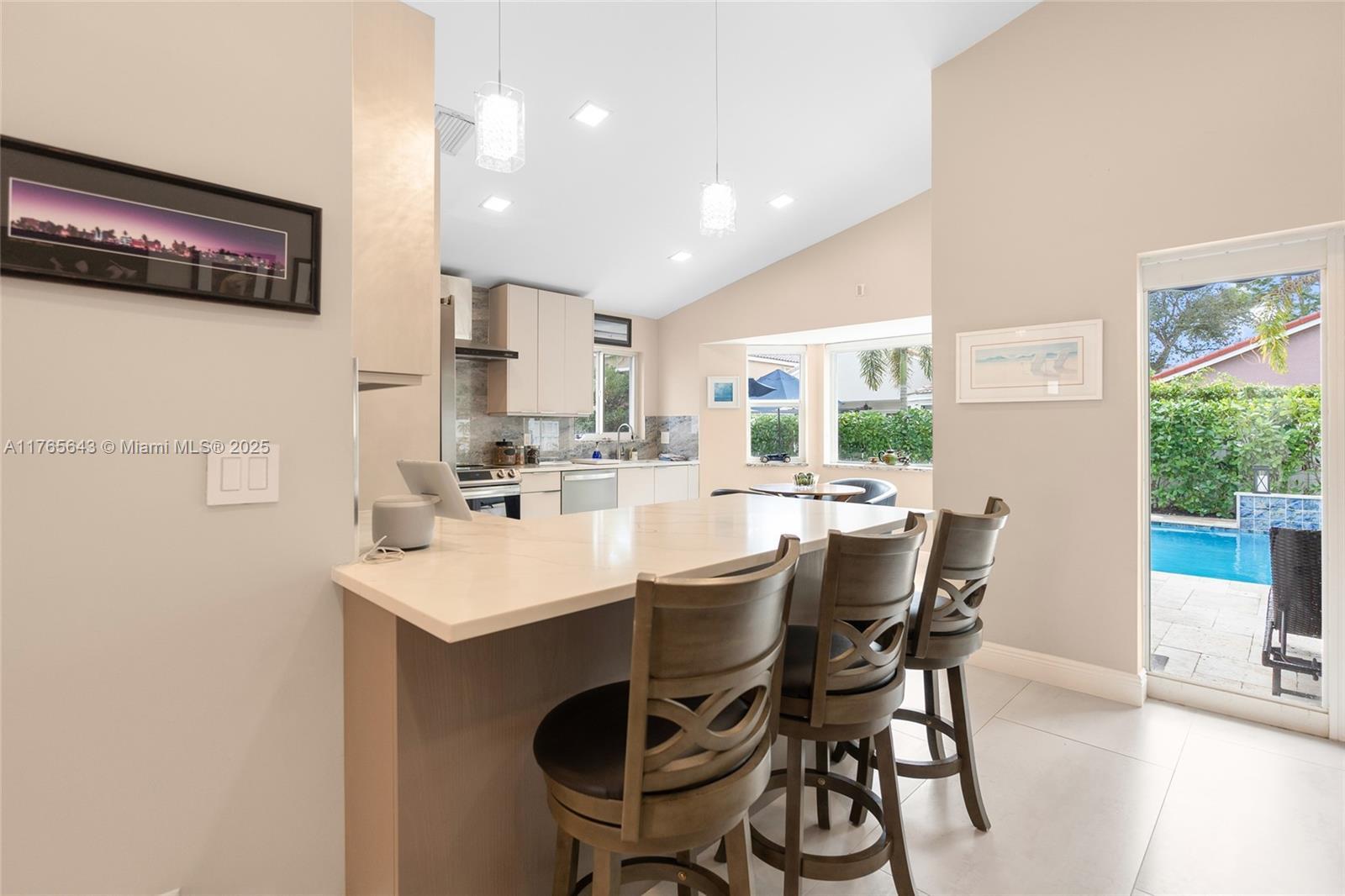 8442 NW 47th St, Coral Springs FL 33067 photo 2