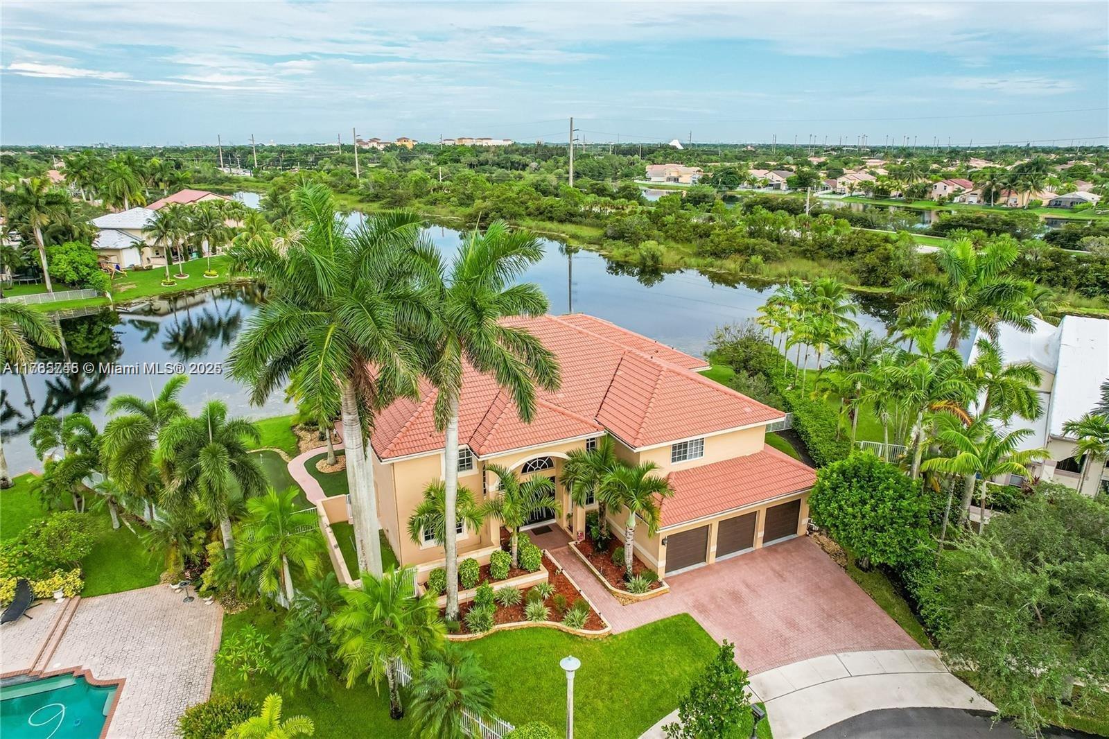 Pembroke Pines, FL 33029 photo 2