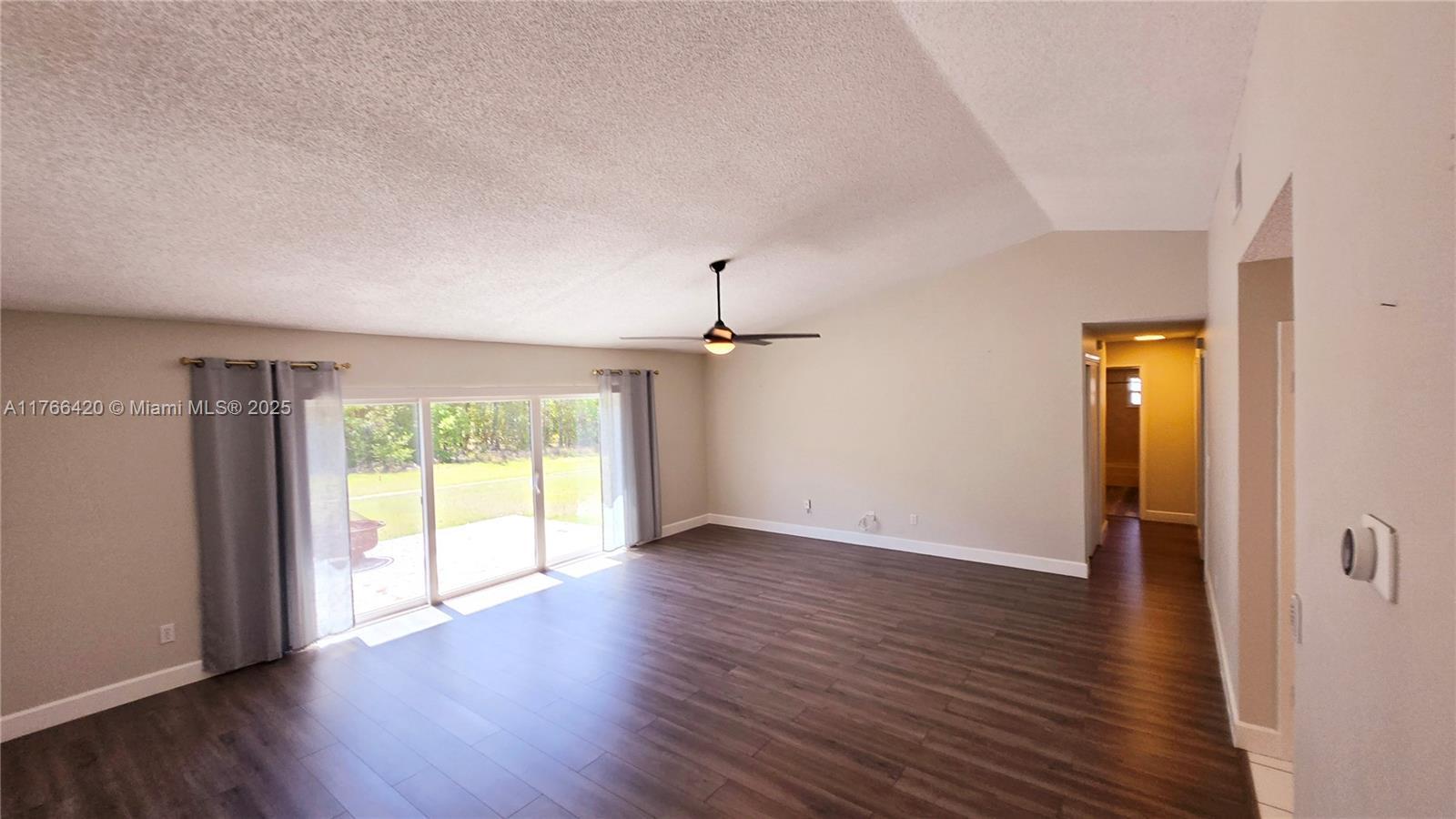 950 Amy Ridge CT, Kissimmee FL 34747 photo 5