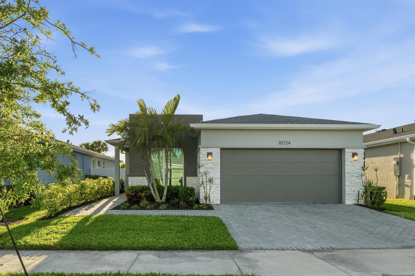 10724 SW Gloriana Street, Port St. Lucie FL 34987 photo 2