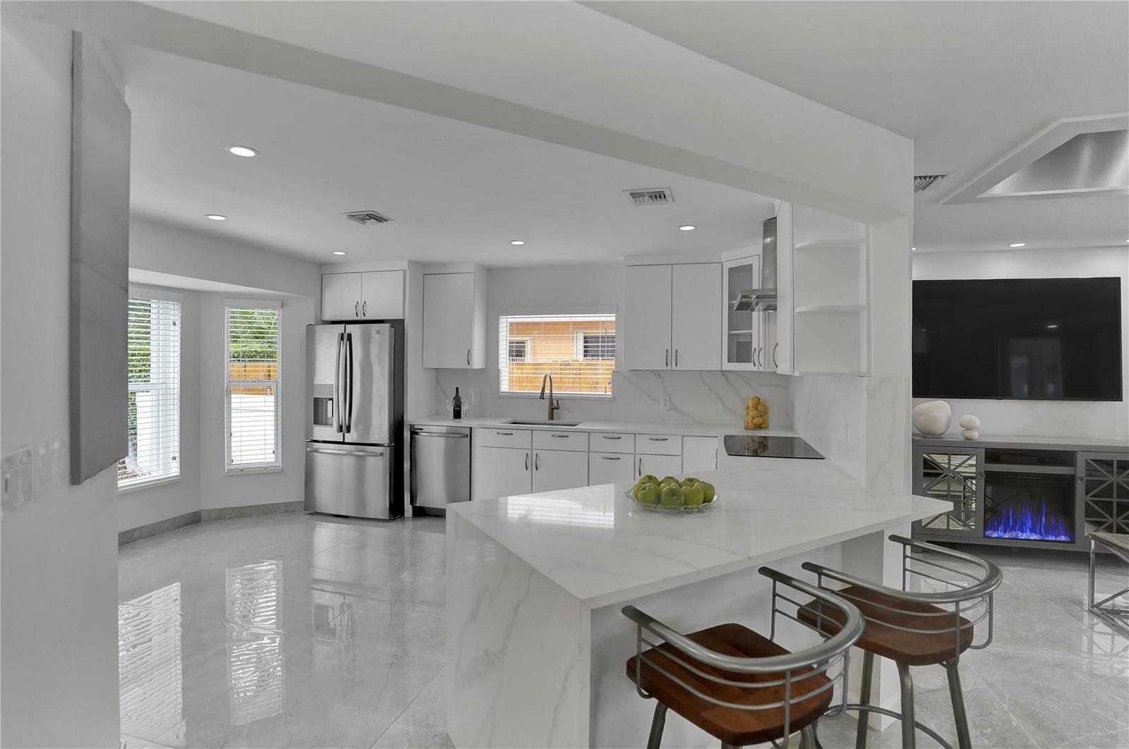 2363 SE 15th Street, Pompano Beach FL 33062 photo 5