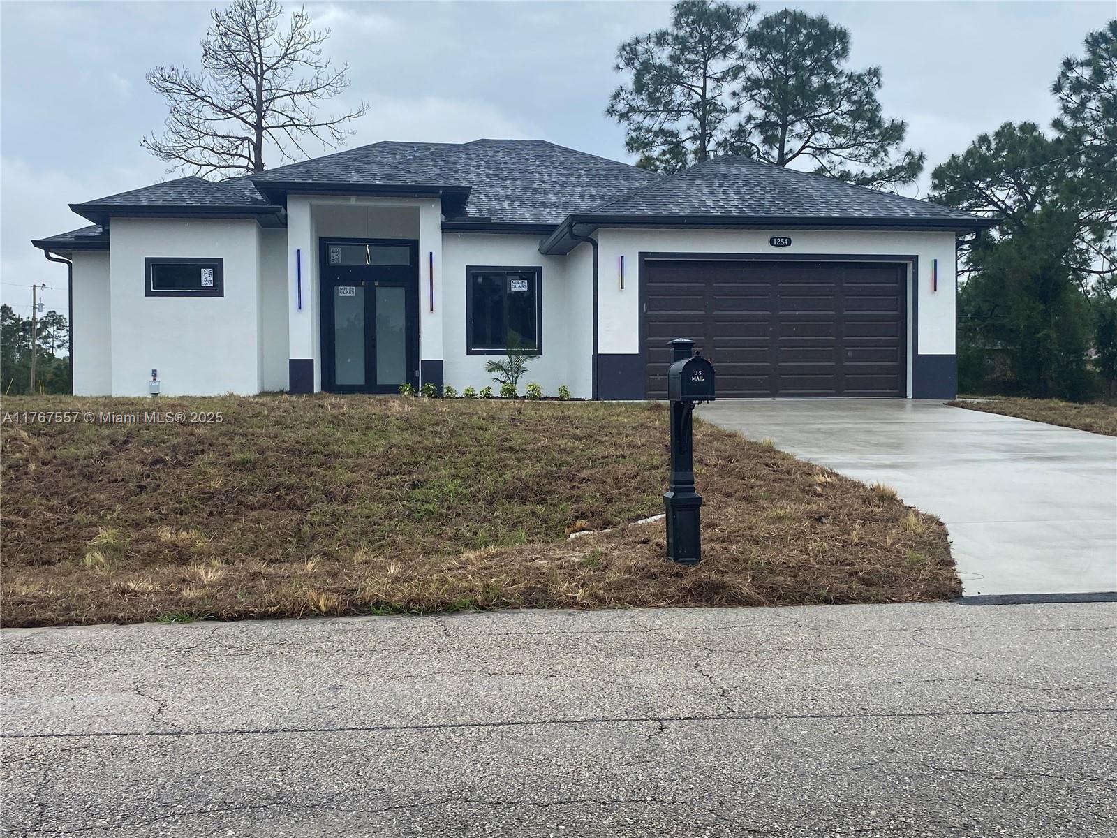 1254 S 1254 Ellipse ST E, Lehigh Acres FL 33974